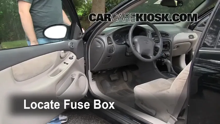 1998 Oldsmobile Intrigue GL 3.8L V6 Fuse (Interior)